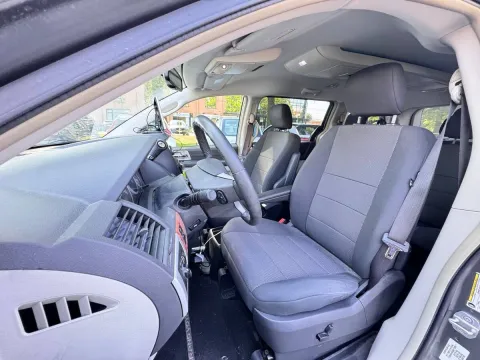 Chrysler Grand Voyager 2.8 crd Limited auto dpf - Immagine 16