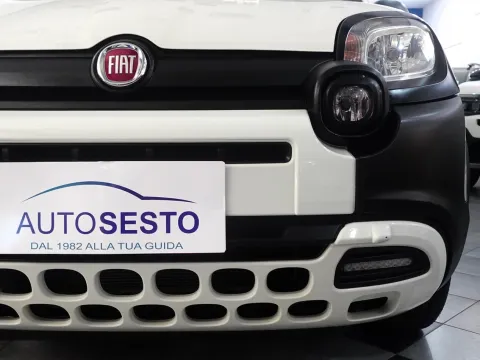 Fiat Panda 1.0 hybrid City Cross s&s 70cv - Immagine 12