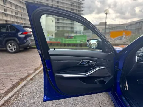 BMW 330i Msport auto - Immagine 17