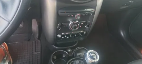 Mini Mini Paceman 1.6 Cooper D Business E6 - Immagine 6