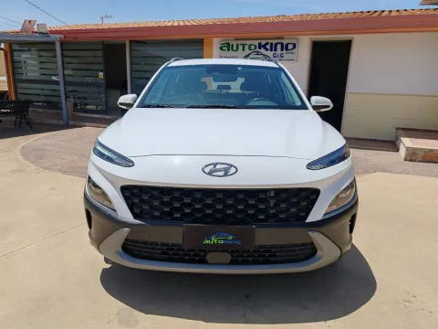 Hyundai Kona 1.6 crdi 48V Xtech 2wd 136cv imt - Immagine 3