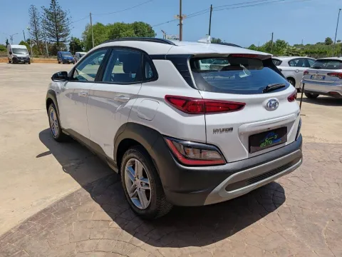 Hyundai Kona 1.6 crdi 48V Xtech 2wd 136cv imt - Immagine 7