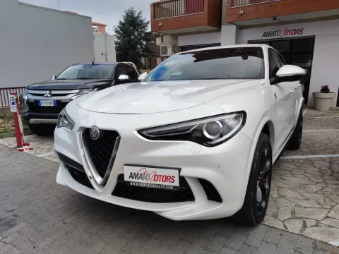 Alfa Romeo Stelvio 2.9 bi-t V6 Quadrifoglio Q4 510cv auto my19 - Immagine 1