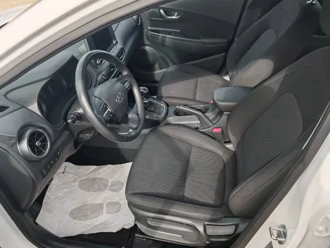 Hyundai Kona 1.6 crdi 48V Xtech 2wd 136cv imt - Immagine 13