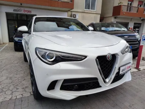 Alfa Romeo Stelvio 2.9 bi-t V6 Quadrifoglio Q4 510cv auto my19 - Immagine 5