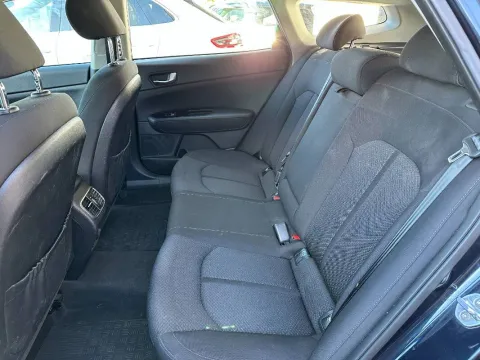 Kia Optima SW 1.7 crdi Business Class 141cv dct 7m - Immagine 17