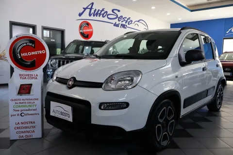 Fiat Panda 1.0 firefly hybrid City Life s&s 70cv - Immagine 2