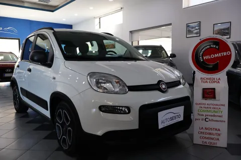 Fiat Panda 1.0 firefly hybrid City Life s&s 70cv - Immagine 3