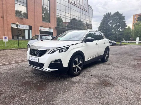 Peugeot 3008 1.2 puretech t GT Line s&s 130cv eat8 - Immagine 1