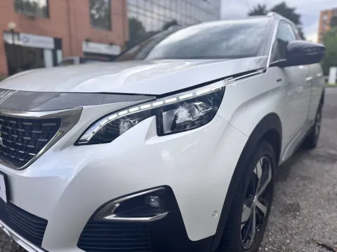 Peugeot 3008 1.2 puretech t GT Line s&s 130cv eat8 - Immagine 10