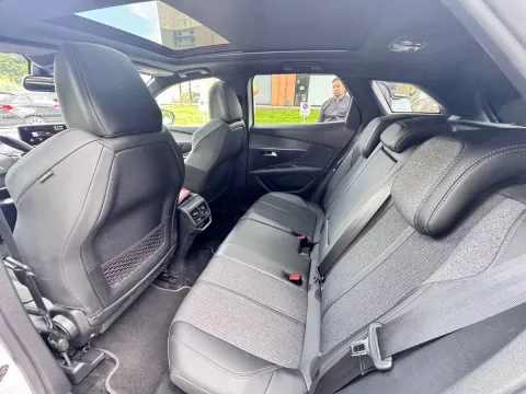 Peugeot 3008 1.2 puretech t GT Line s&s 130cv eat8 - Immagine 18