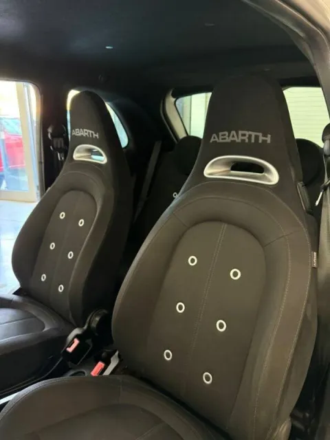 Abarth 595 1.4 t-jet 145cv - Immagine 10
