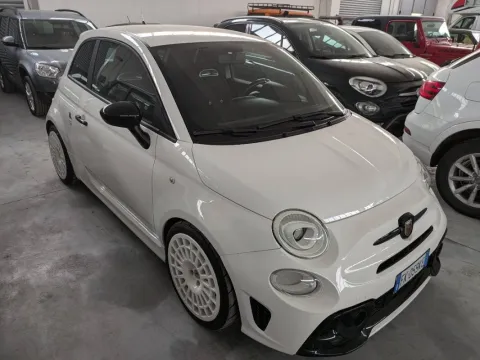 Abarth 595 1.4 t-jet 145cv - Immagine 16