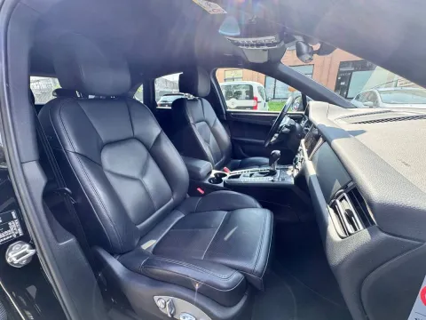Porsche Macan 2.0 245cv pdk - Immagine 19