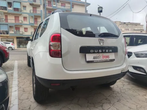 Dacia Duster 1.5 dci Prestige 4x2 s&s 110cv E6 - Immagine 6