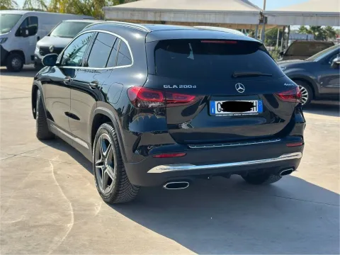 Mercedes GLA 200 d Premium 4matic auto - Immagine 8