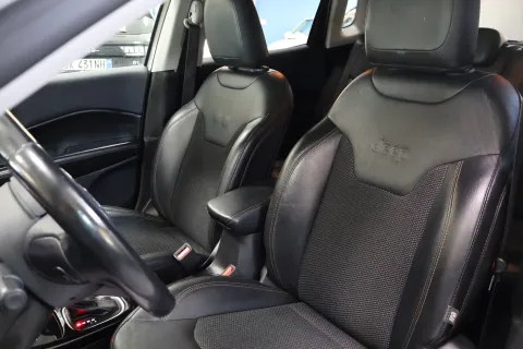 Jeep Compass 2.0 mjt Limited 4wd 140cv auto my19 - Immagine 19
