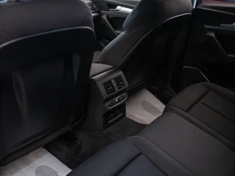 Audi Q5 Sportback 40 2.0 tdi mhev 12V S line quattro s-tronic - Immagine 20