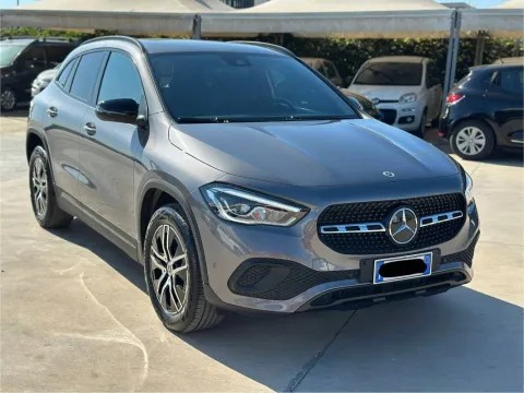 Mercedes GLA 220 d Sport Plus 4matic auto - Immagine 3