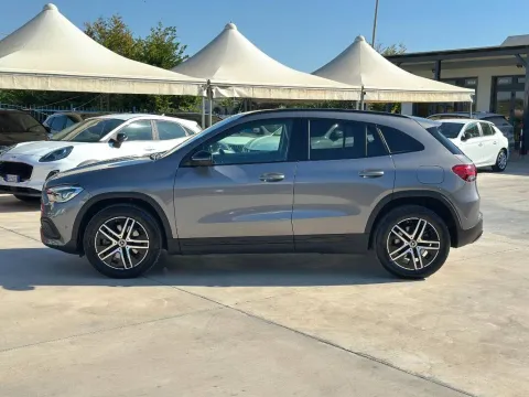 Mercedes GLA 220 d Sport Plus 4matic auto - Immagine 4