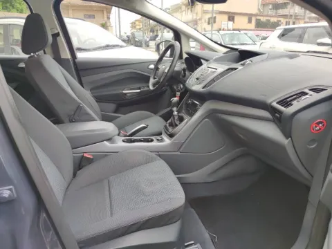 Ford C-Max 1.0 ecoboost Plus s&s 100cv - Immagine 10