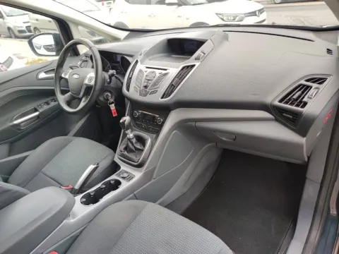 Ford C-Max 1.0 ecoboost Plus s&s 100cv - Immagine 12