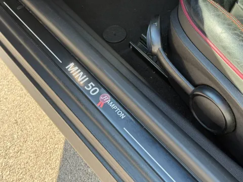 Mini Mini Clubman 2.0 Cooper SD - Immagine 16