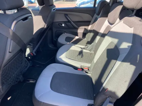 Citroen C4 Picasso 1.6 e-hdi Business 115cv - Immagine 8