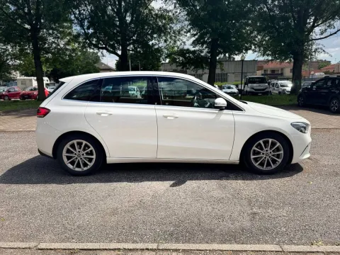 Mercedes B 180 d Premium auto - Immagine 4