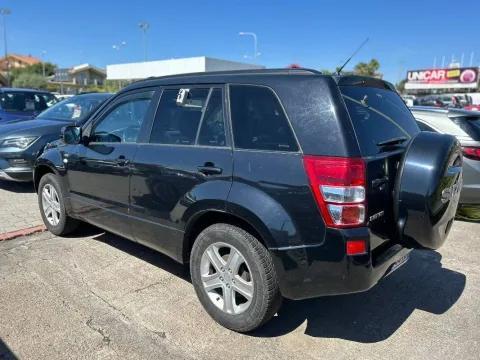 Suzuki Grand Vitara 5p 1.9 ddis Executive - Immagine 3
