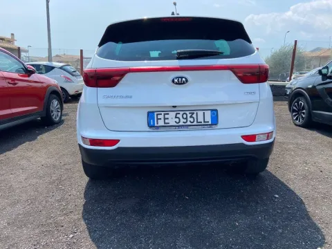 Kia Sportage 1.7 crdi Cool 2wd 115cv - Immagine 3