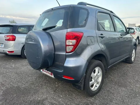 Daihatsu Terios 1.5 SX - Immagine 5