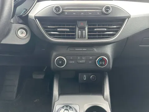 Ford Focus SW 1.5 ecoblue Business Co-pilot s&s 120cv auto - Immagine 12