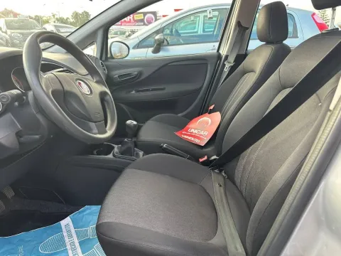 Fiat Punto 5p 1.3 mjt 16v Street 75cv E5+ - Immagine 13