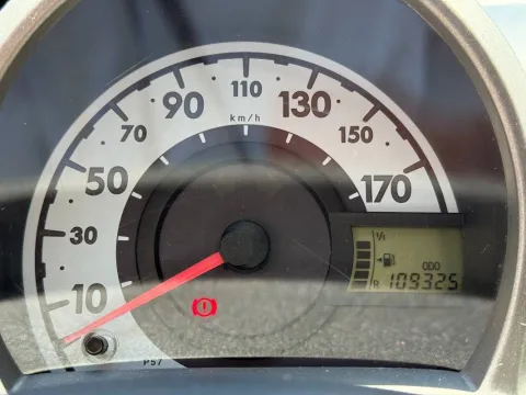 Peugeot 107 5p 1.0 12v Sweet Years c/navi - Immagine 20