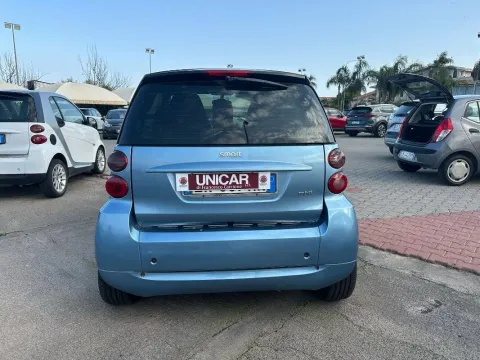 Smart Fortwo 1.0 more V26 black 71cv - Immagine 4