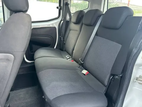 Fiat Qubo 1.3 mjt 16v Trekking 80cv - Immagine 11