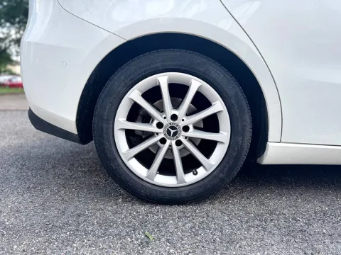 Mercedes B 180 d Premium auto - Immagine 11