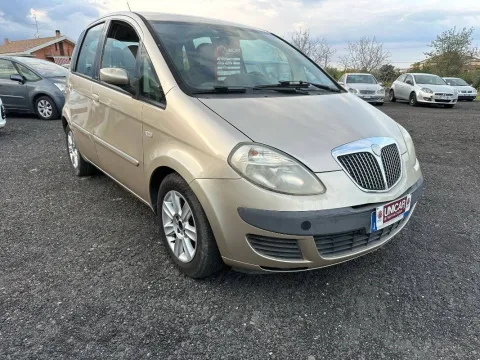 Lancia Musa 1.3 mjt Platino - Immagine 3
