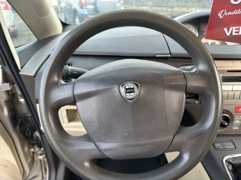 Lancia Musa 1.3 mjt Platino - Immagine 7