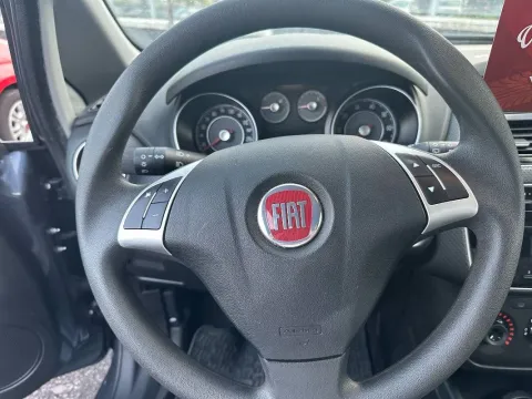 Fiat Punto Evo 5p 1.3 mjt Emotion s&s 95cv - Immagine 7