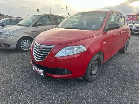 Lancia Ypsilon 1.2 8v Gold c/CL 69cv E6 - Immagine 1