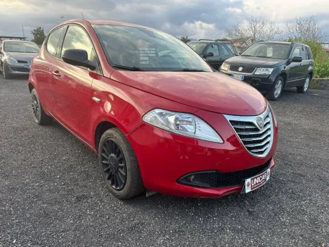 Lancia Ypsilon 1.2 8v Gold c/CL 69cv E6 - Immagine 3