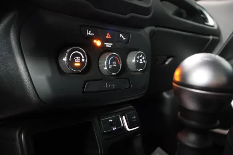 Jeep Renegade 1.6 mjt Longitude 2wd 120cv - Immagine 18