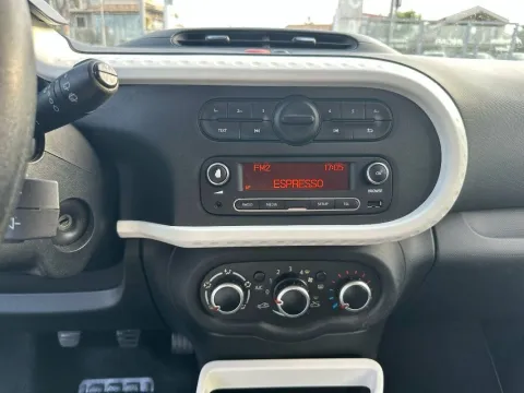 Renault Twingo 0.9 tce Generation Gpl 90cv - Immagine 10