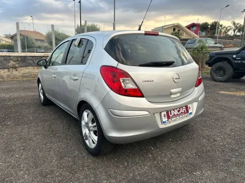 Opel Corsa 5p 1.2 Cosmo 85cv - Immagine 6