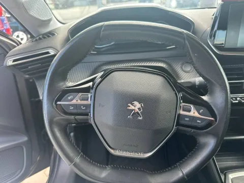 Peugeot 208 1.5 bluehdi Allure s&s 100cv my20 - Immagine 5