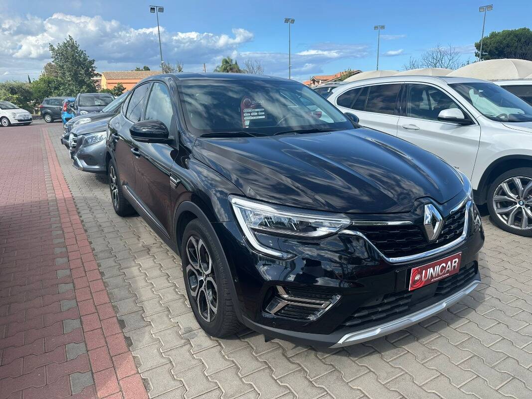 Renault Arkana 1.6 E-Tech full hybrid R.S. Line 145cv - Immagine 3