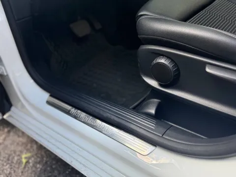 Mercedes B 180 d Premium auto - Immagine 20
