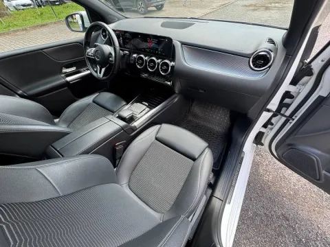 Mercedes B 180 d Premium auto - Immagine 25